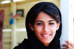 Omanisches Mädchen - Reise im Sultanat Oman